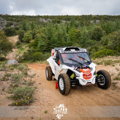 Sardegna Rally Raid, comandano i Trivini Bellini