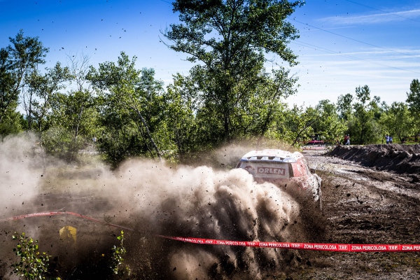 Kuba and Borsoi lead the Baja