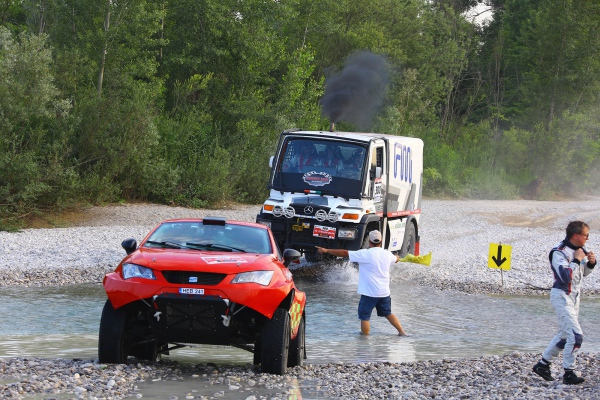 Motors run at the Italian Baja