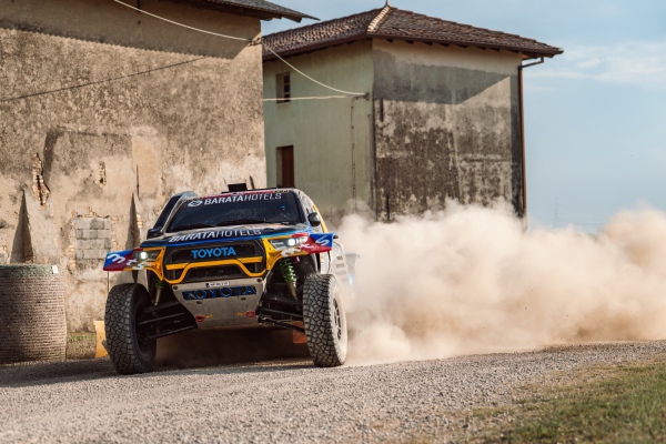 Italian Baja, prima tappa ricca di sorprese