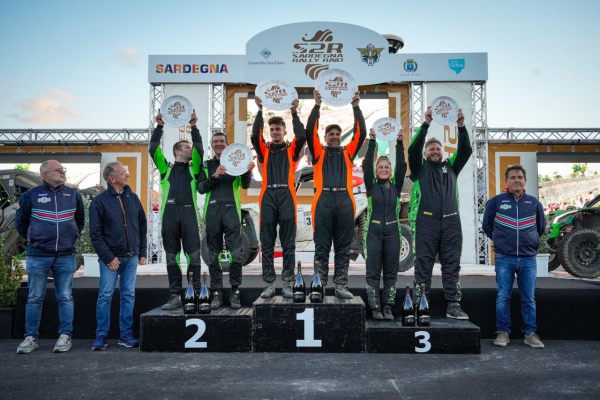 La firma dei Trivini Bellini sul Sardegna Rally Raid tricolore